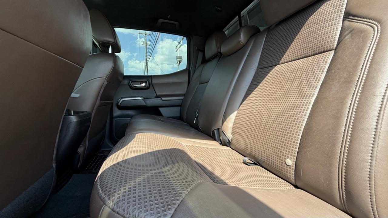 Toyota Tacoma 4WD Double Cab V6 AT Limited (Natl) 2016