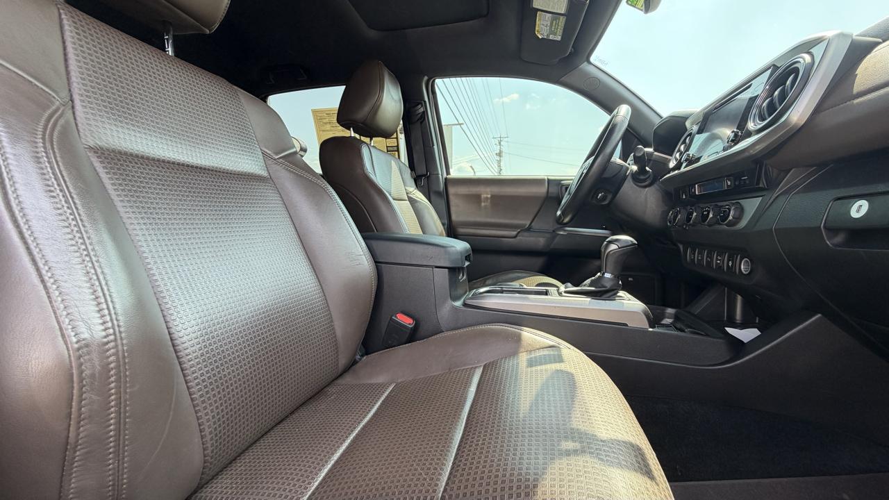Toyota Tacoma 4WD Double Cab V6 AT Limited (Natl) 2016