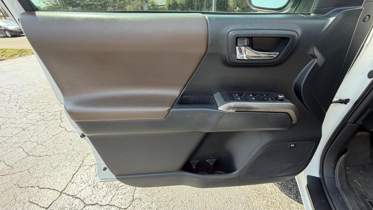 Toyota Tacoma 4WD Double Cab V6 AT Limited (Natl) 2016