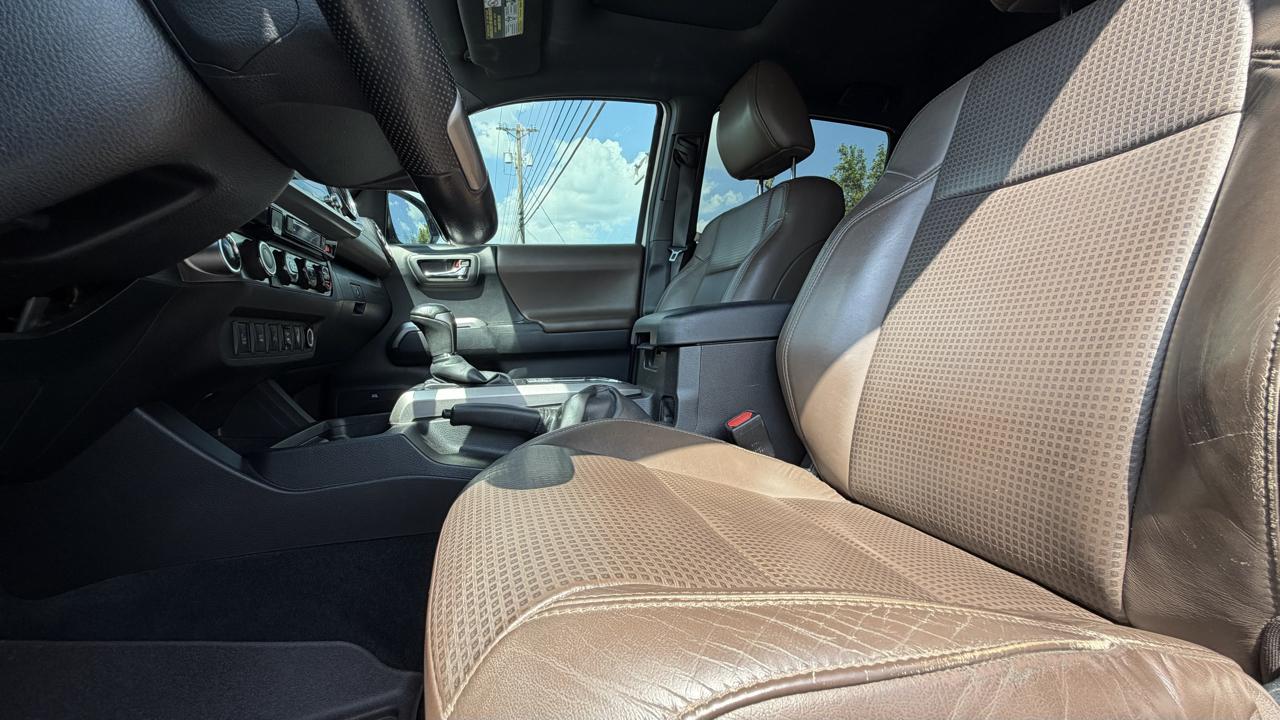 Toyota Tacoma 4WD Double Cab V6 AT Limited (Natl) 2016