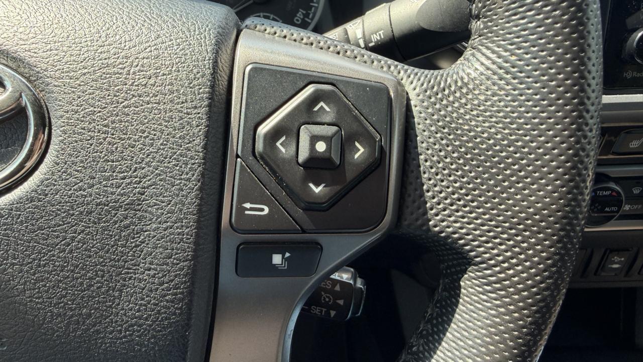 Toyota Tacoma 4WD Double Cab V6 AT Limited (Natl) 2016