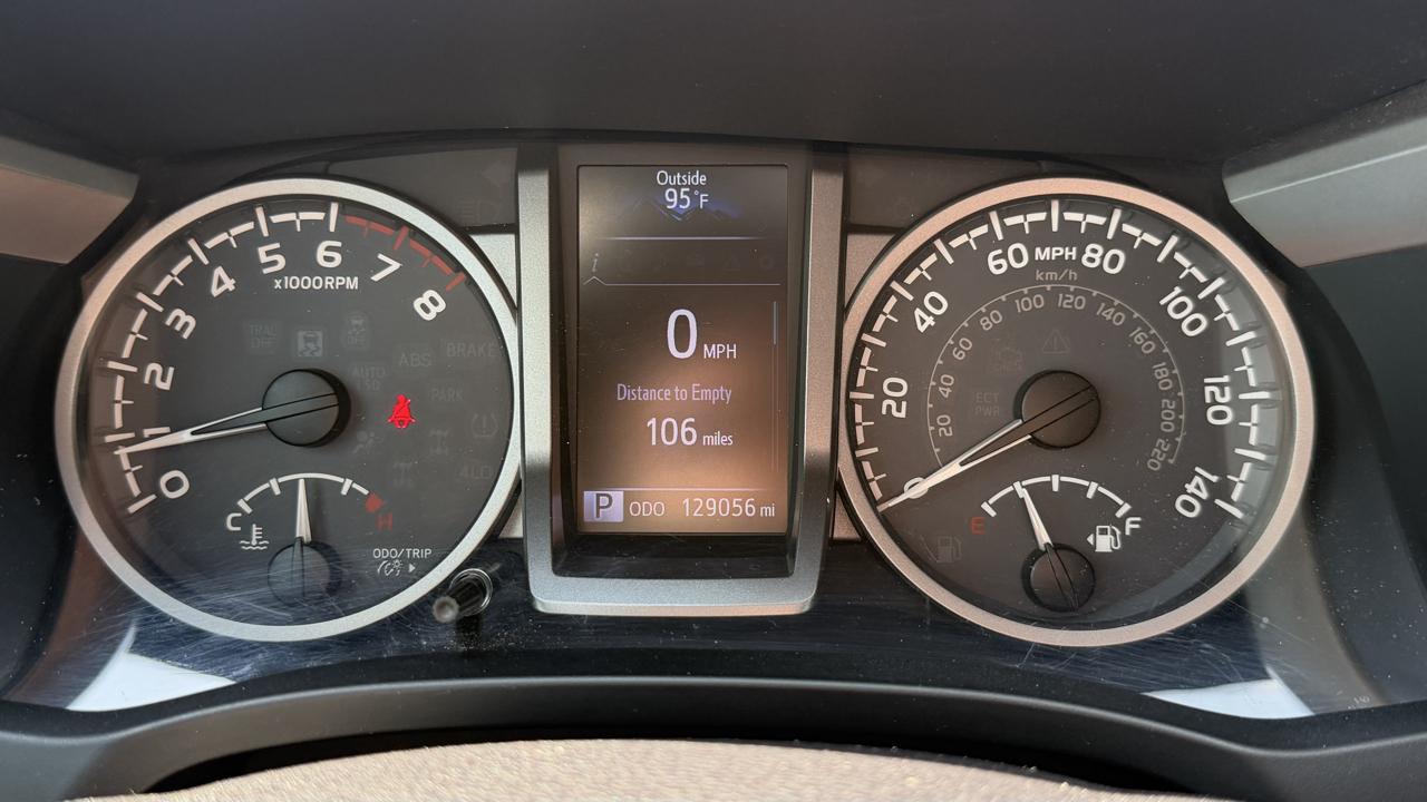 Toyota Tacoma 4WD Double Cab V6 AT Limited (Natl) 2016