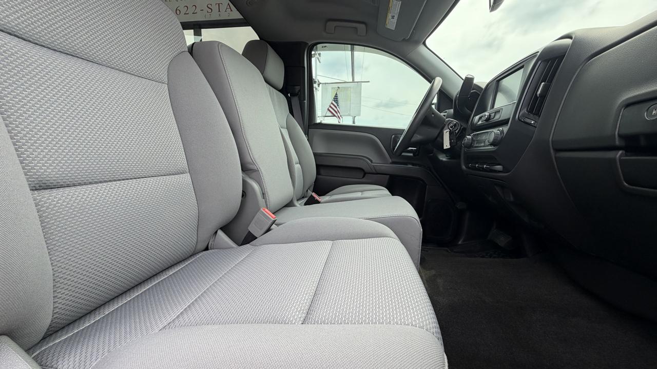 Chevrolet Silverado 1500 2WD Reg Cab 119.0" LS 2017