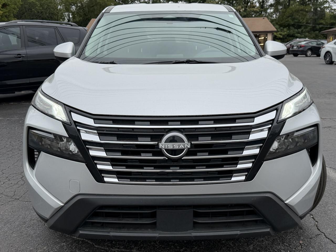 Nissan Rogue AWD SV 2025