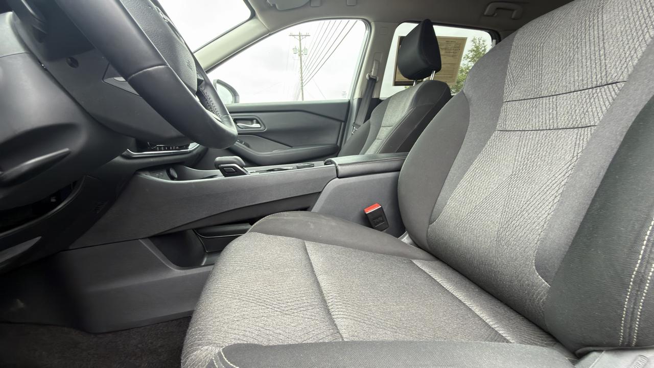 Nissan Rogue AWD SV 2025
