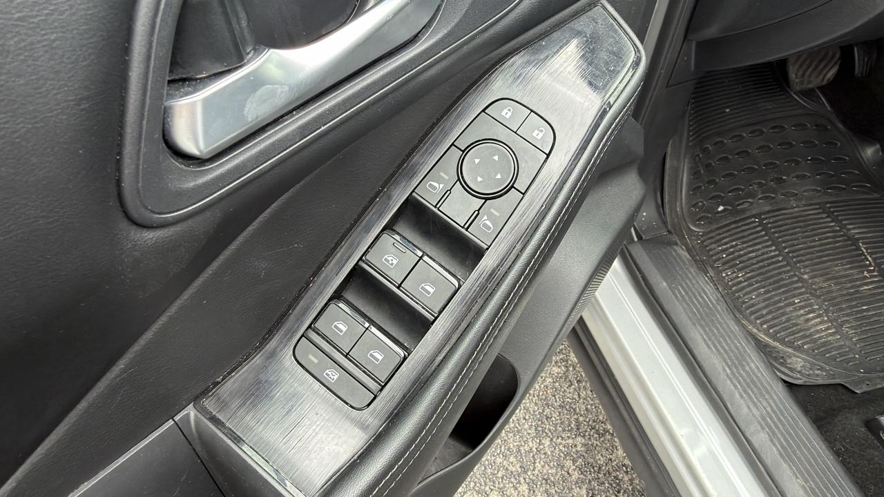 Nissan Rogue AWD SV 2025