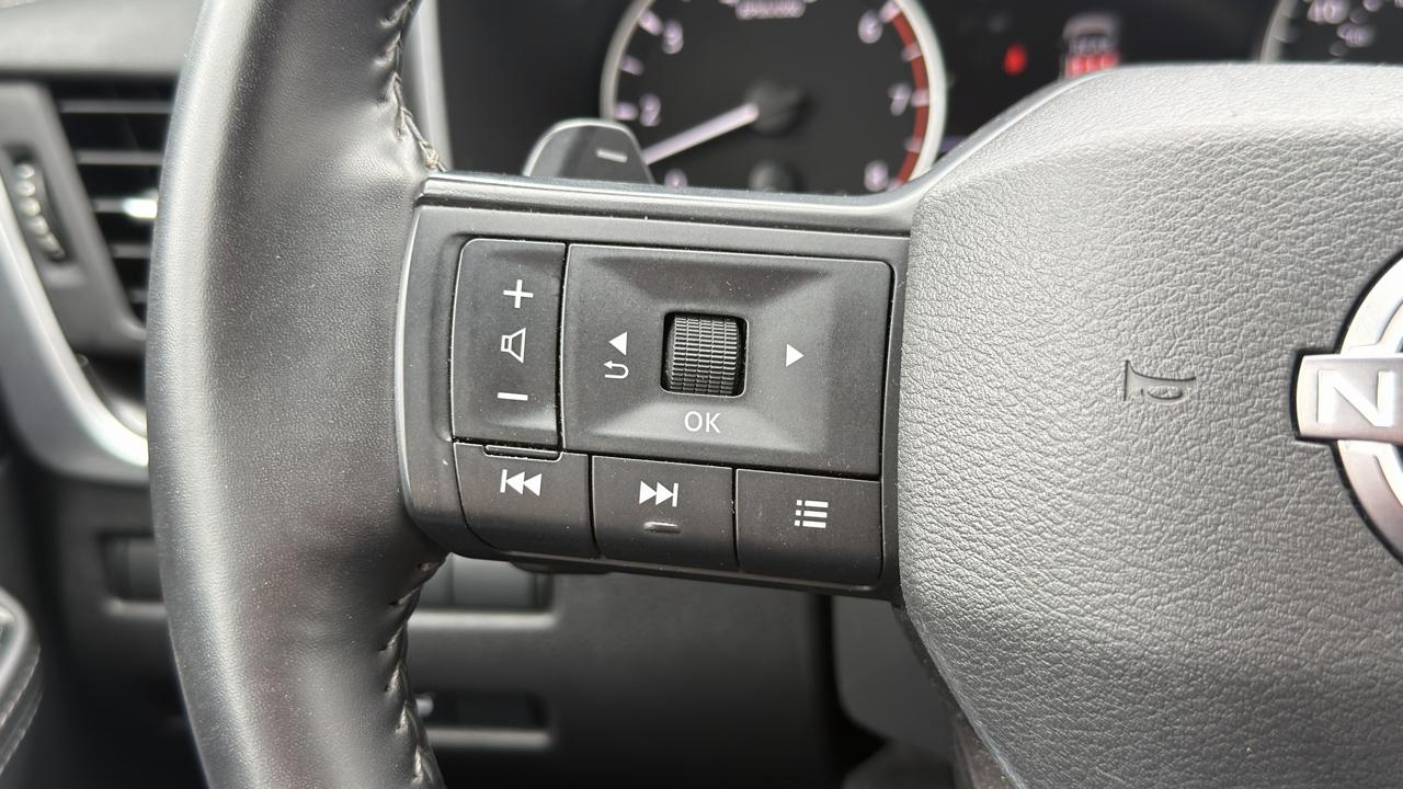 Nissan Rogue AWD SV 2025