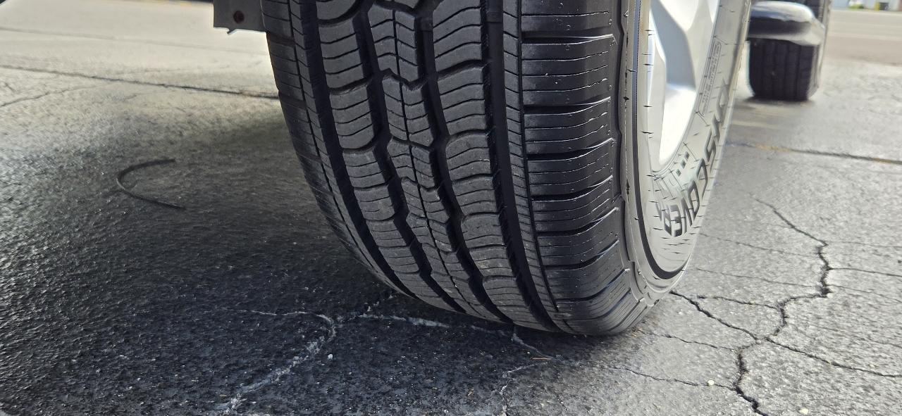 RAM 1500 2WD Reg Cab 120.5" Tradesman 2015
