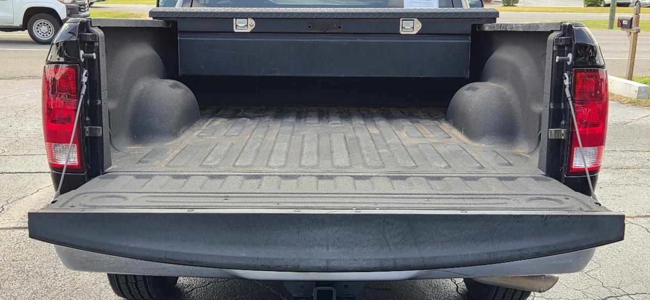 RAM 1500 2WD Reg Cab 120.5" Tradesman 2015
