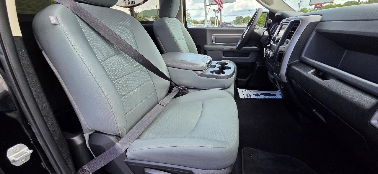 RAM 1500 2WD Reg Cab 120.5" Tradesman 2015