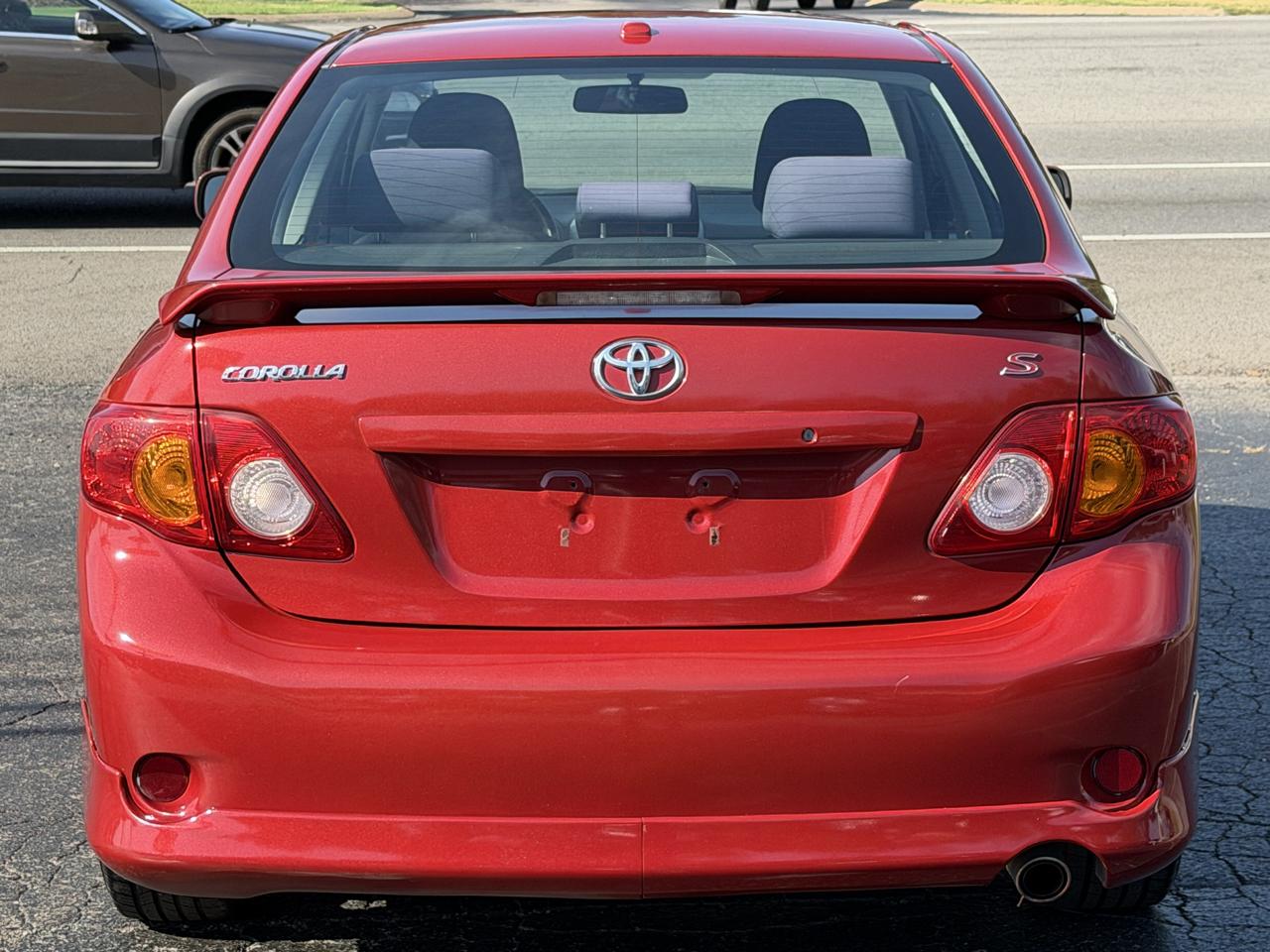 Toyota Corolla 4dr Sdn Auto S Special Edition (Natl) 2010