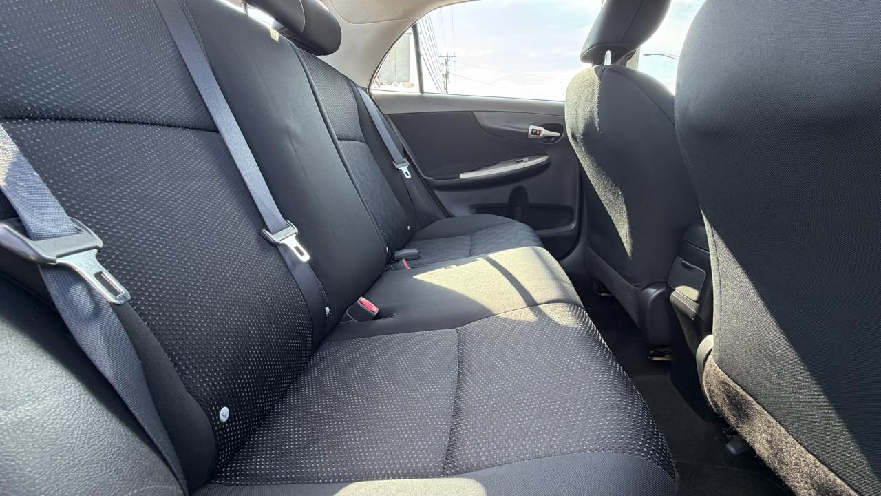 Toyota Corolla 4dr Sdn Auto S Special Edition (Natl) 2010