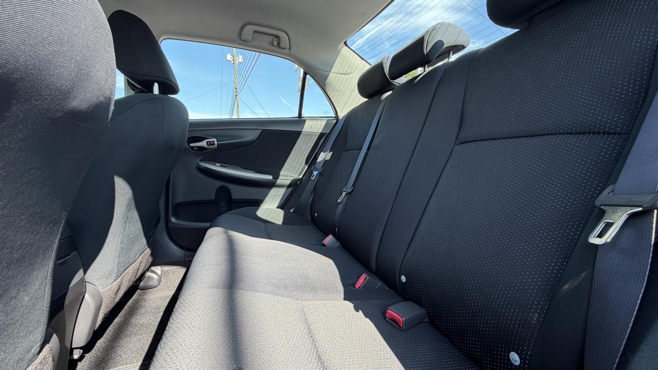 Toyota Corolla 4dr Sdn Auto S Special Edition (Natl) 2010
