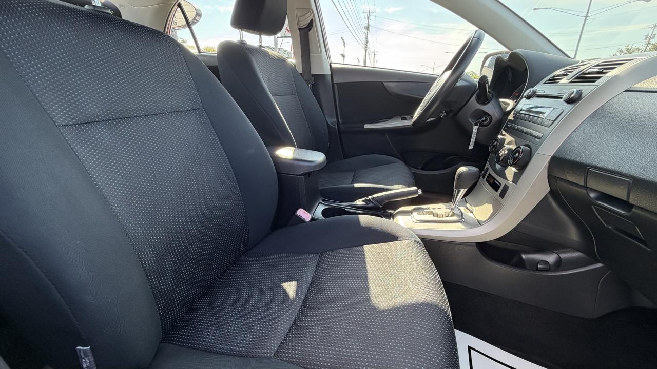 Toyota Corolla 4dr Sdn Auto S Special Edition (Natl) 2010