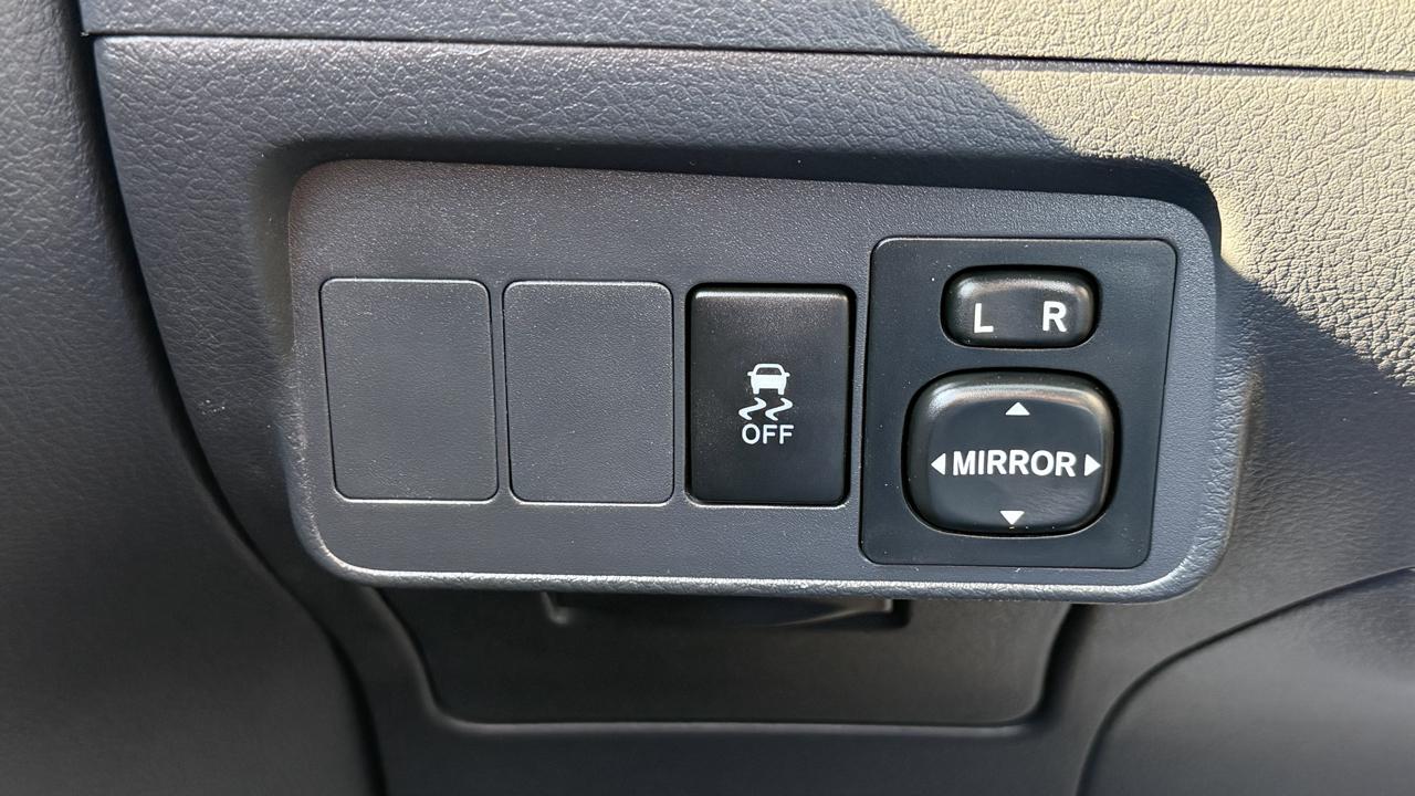 Toyota Corolla 4dr Sdn Auto S Special Edition (Natl) 2010