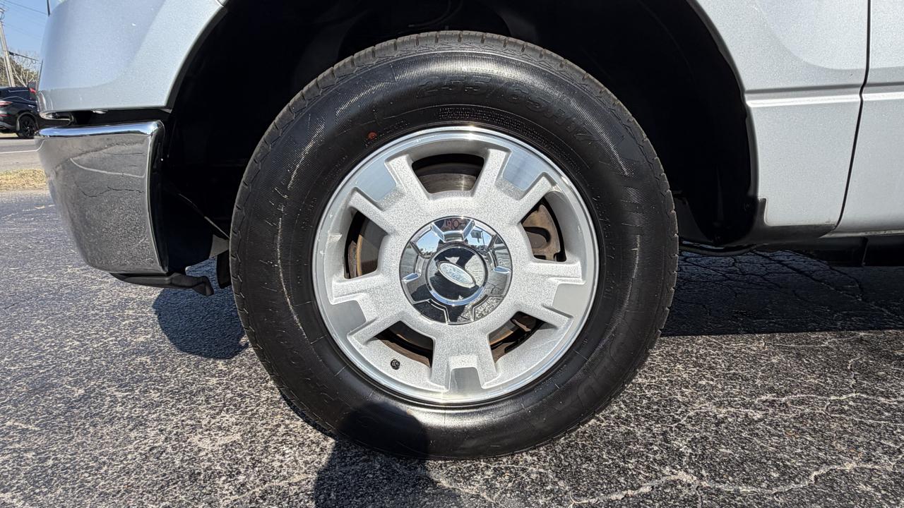Ford F-150 2WD SuperCrew 145" XLT 2010