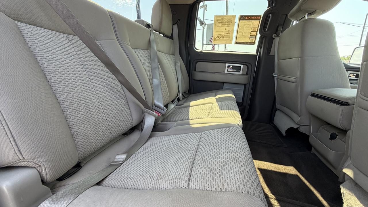 Ford F-150 2WD SuperCrew 145" XLT 2010