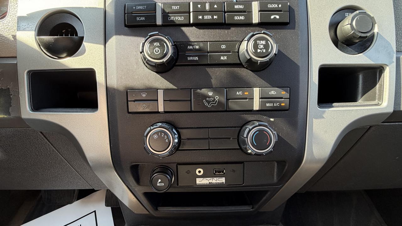 Ford F-150 2WD SuperCrew 145" XLT 2010