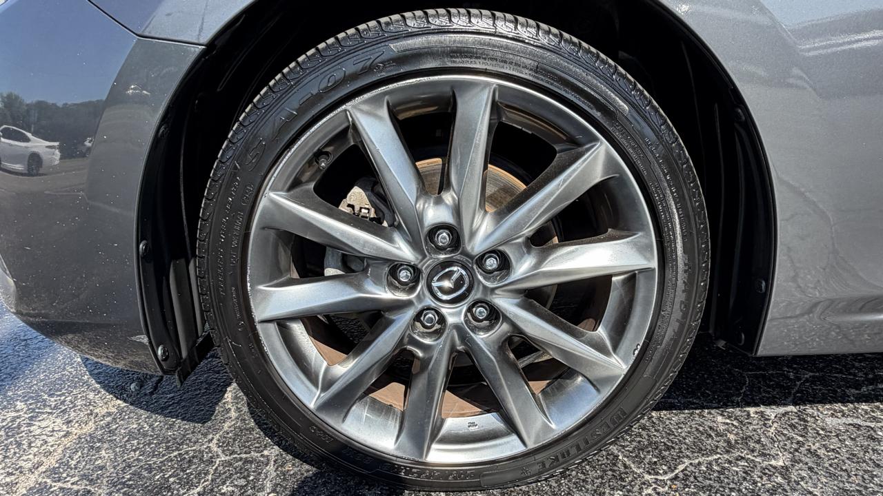 Mazda Mazda3 4-Door Touring Auto 2018