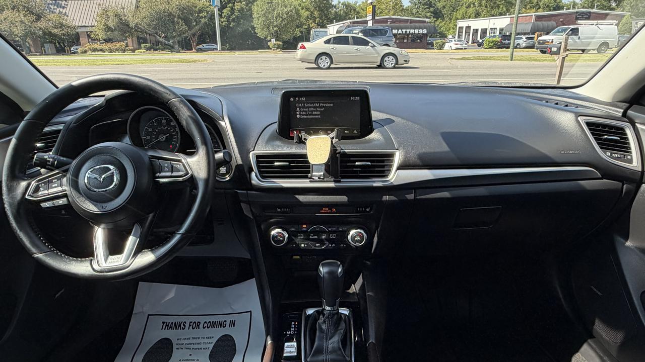 Mazda Mazda3 4-Door Touring Auto 2018
