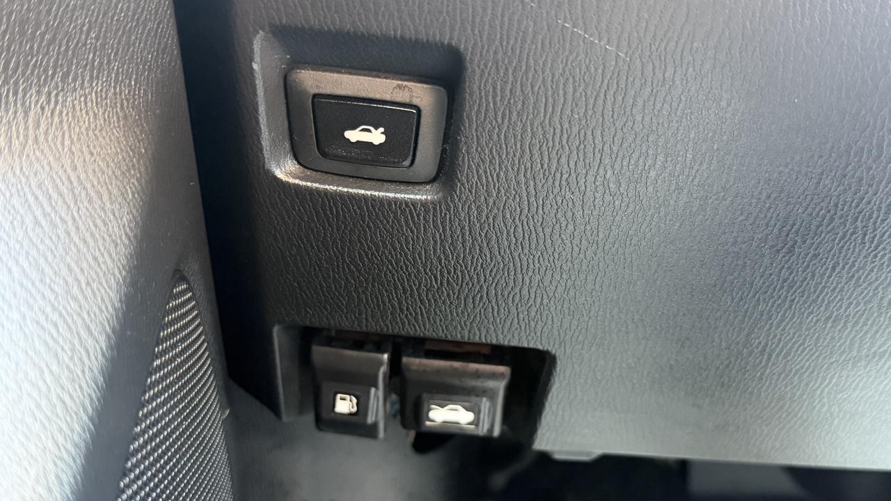 Mazda Mazda3 4-Door Touring Auto 2018