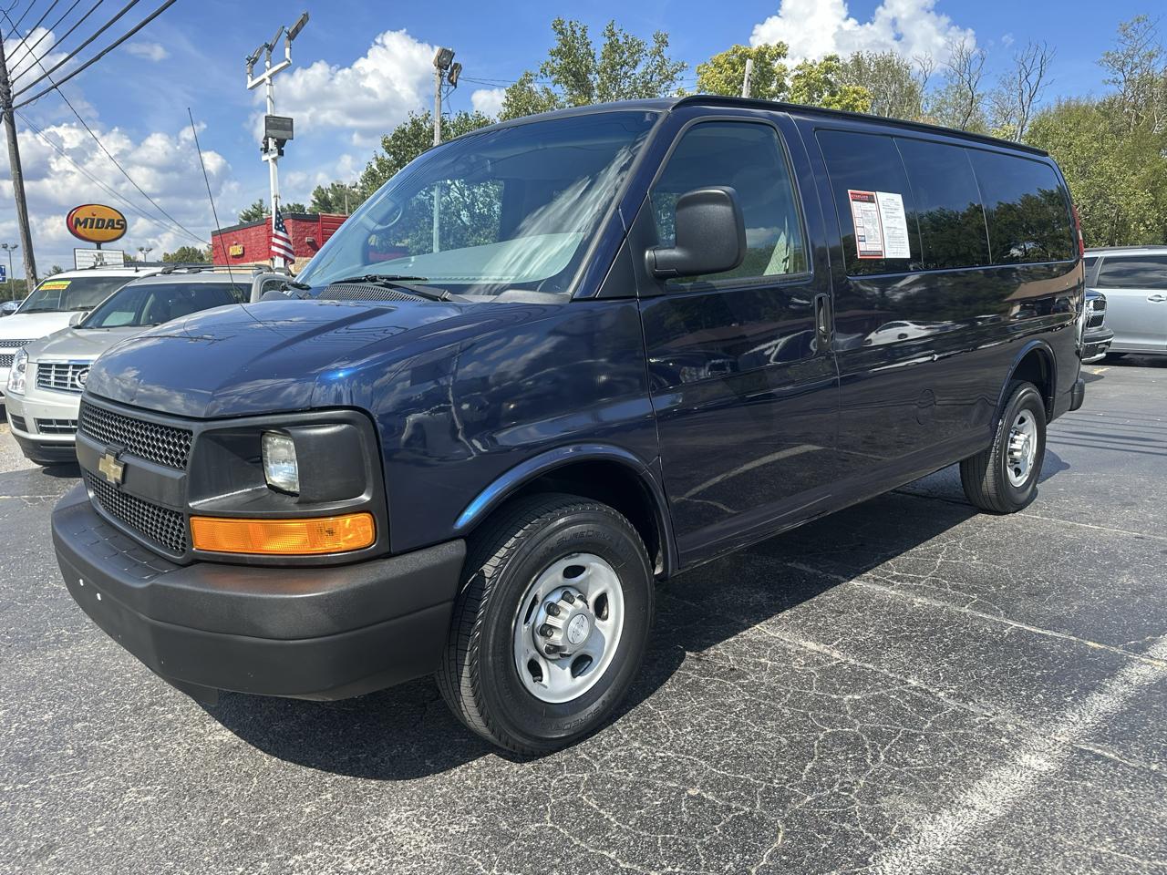 Chevrolet Express Passenger RWD 2500 135" LS 2015