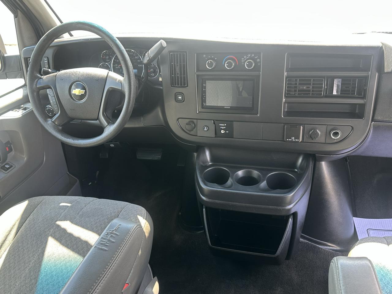 Chevrolet Express Passenger RWD 2500 135" LS 2015
