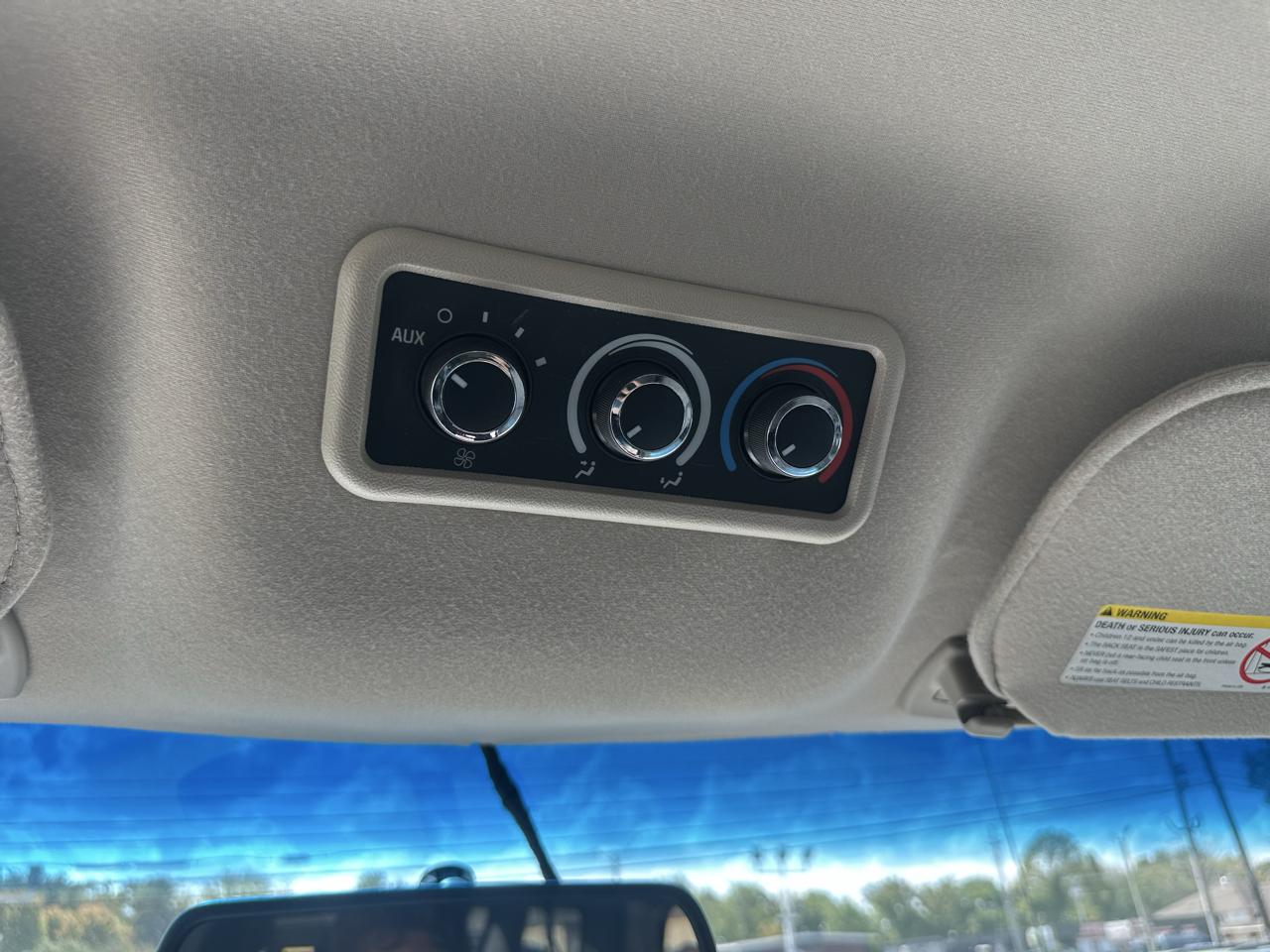 Chevrolet Express Passenger RWD 2500 135" LS 2015
