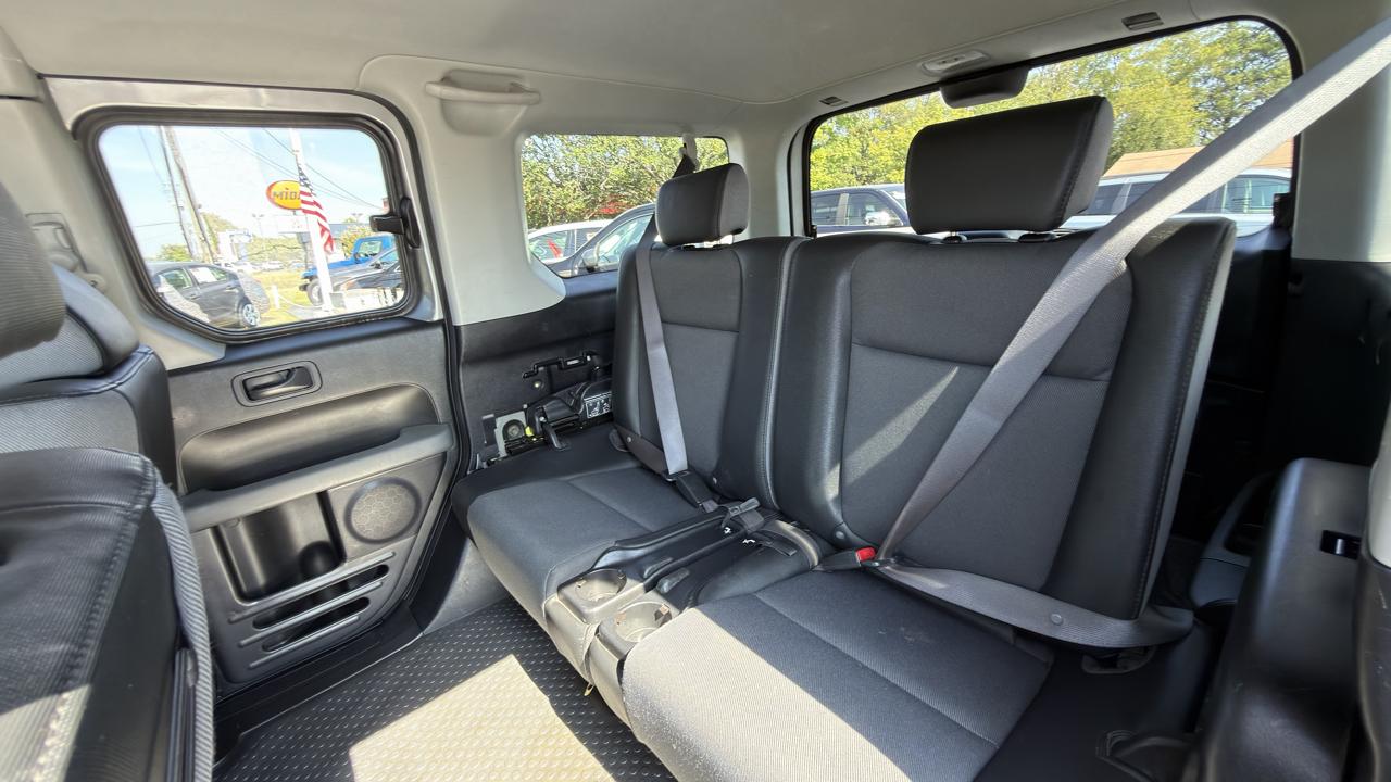 Honda Element 2WD EX MT 2005