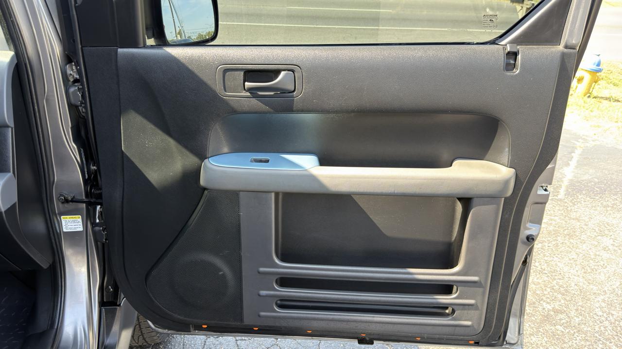 Honda Element 2WD EX MT 2005