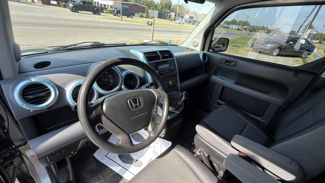 Honda Element 2WD EX MT 2005