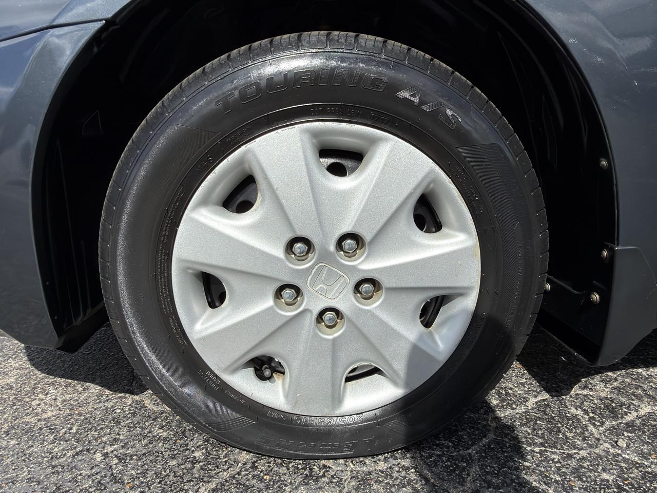 Honda Accord LX 4D Sedan 2004