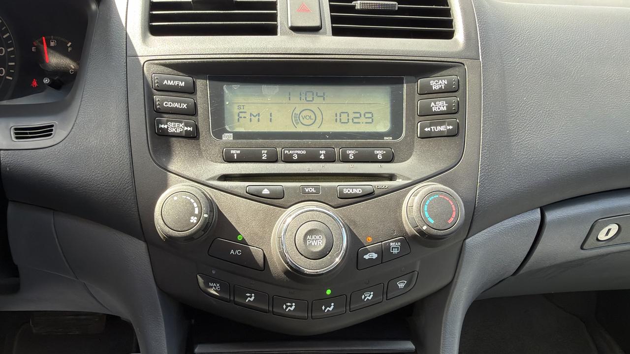 Honda Accord LX 4D Sedan 2004