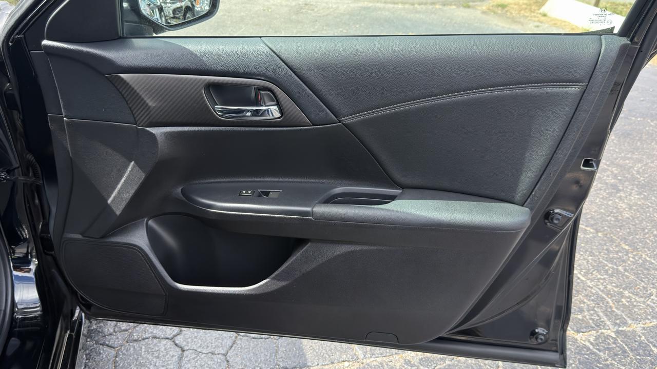 Honda Accord Sport Sedan AT 2016