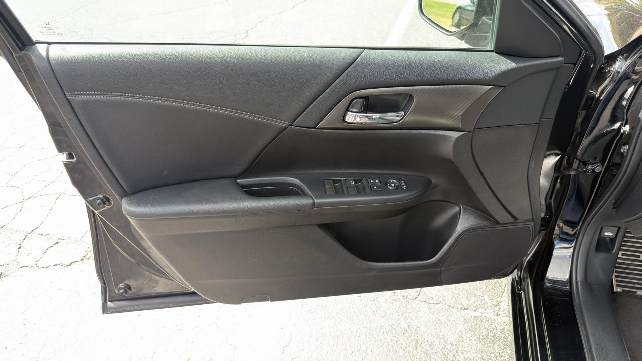 Honda Accord Sport Sedan AT 2016