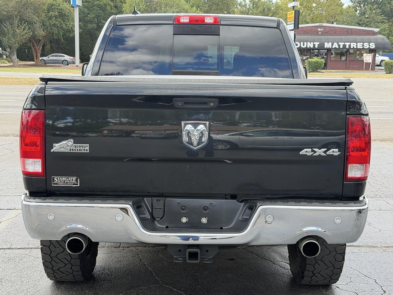 RAM 1500 4WD Crew Cab 140.5" Big Horn 2016