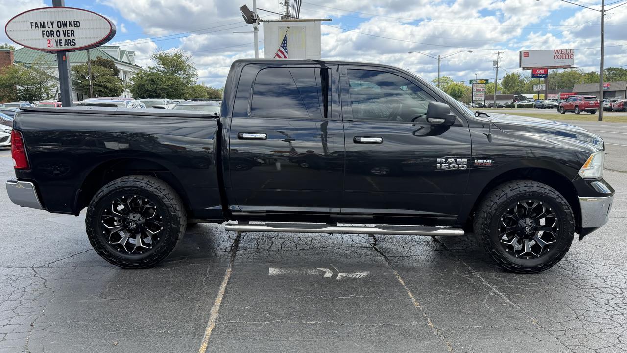 RAM 1500 4WD Crew Cab 140.5" Big Horn 2016