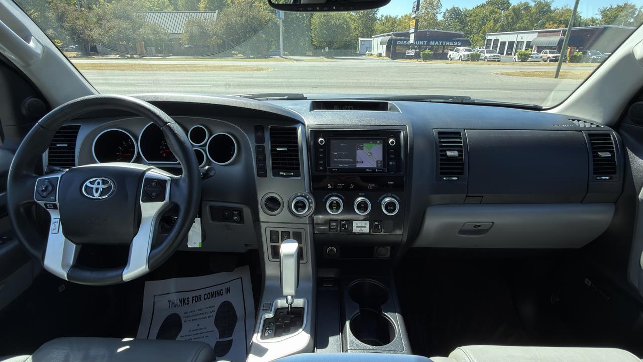 Toyota Sequoia 4WD 5.7L Limited (Natl) 2016