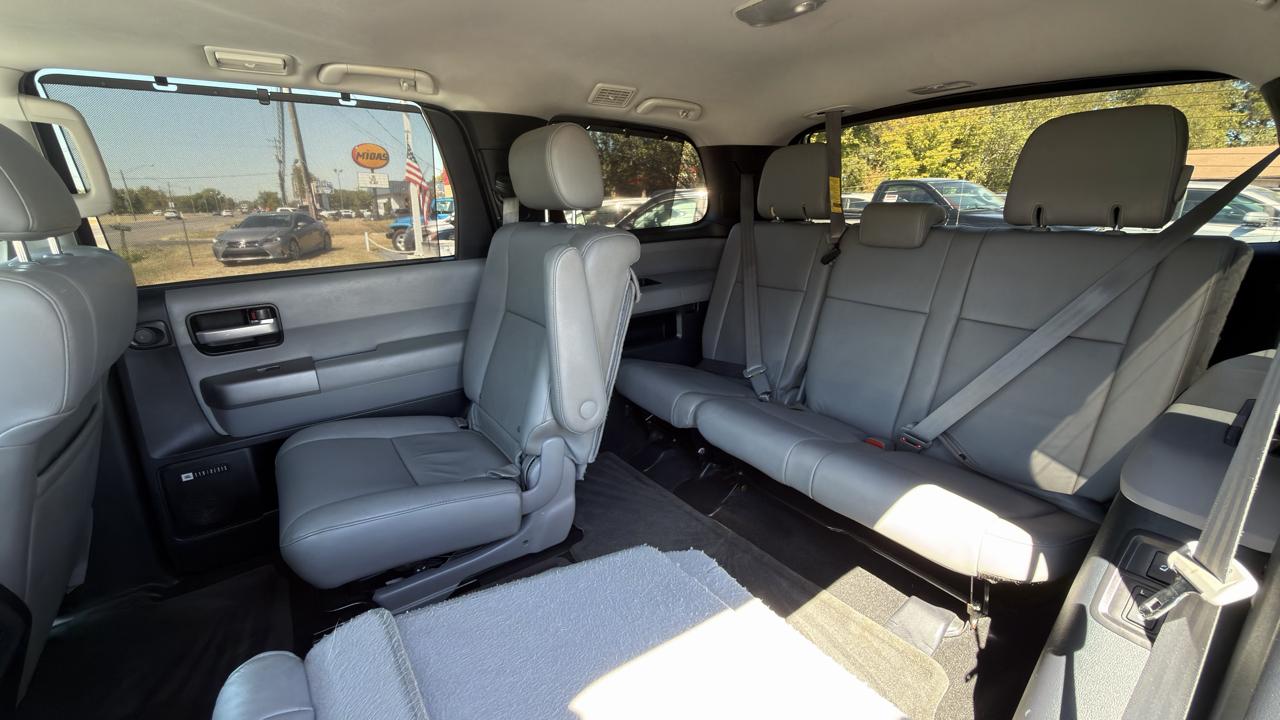 Toyota Sequoia 4WD 5.7L Limited (Natl) 2016