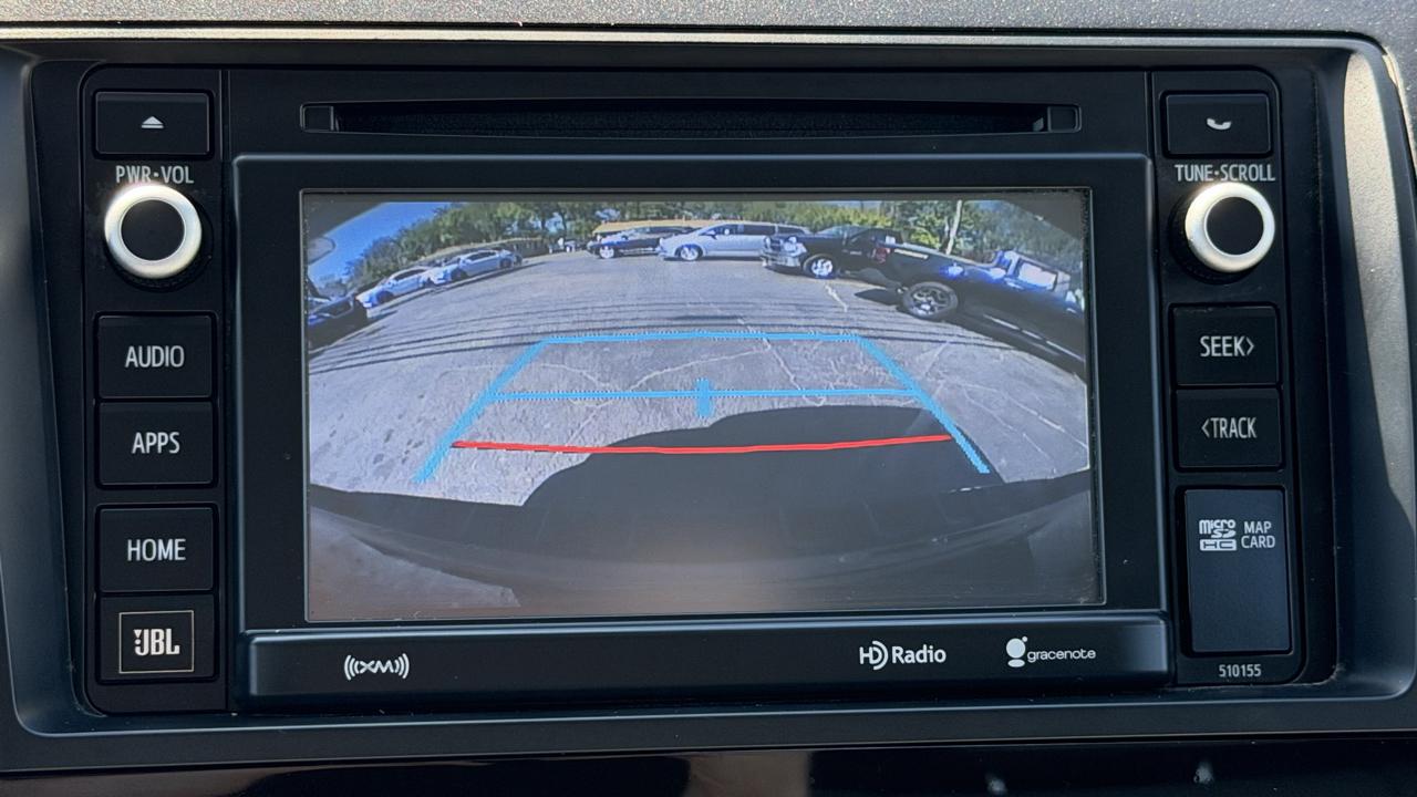 Toyota Sequoia 4WD 5.7L Limited (Natl) 2016