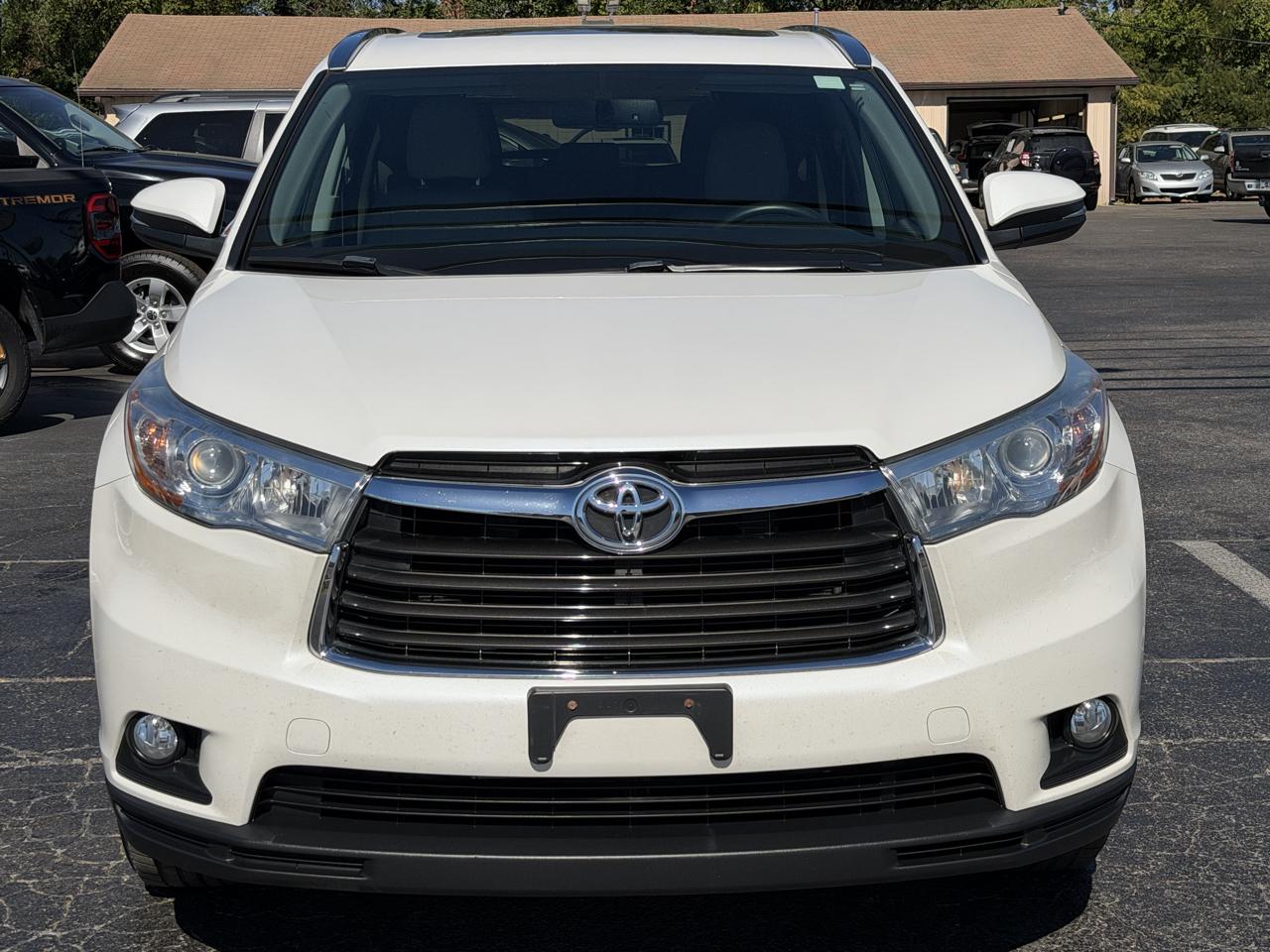 Toyota Highlander AWD 4dr V6 XLE (Natl) 2016