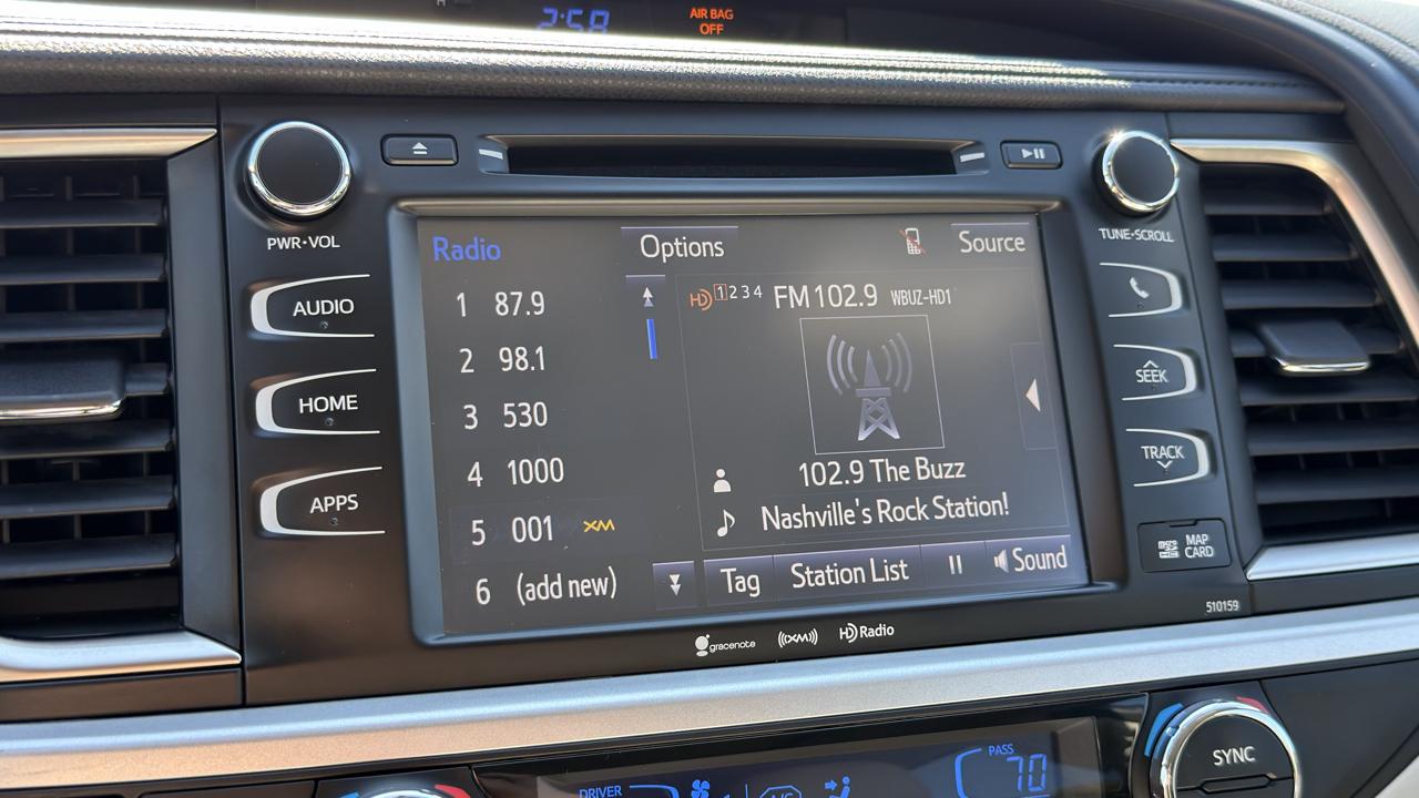 Toyota Highlander AWD 4dr V6 XLE (Natl) 2016