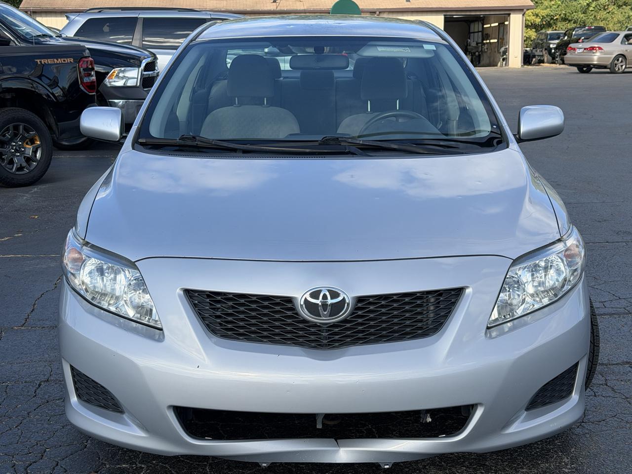 Toyota Corolla 4dr Sdn Auto (Natl) 2009