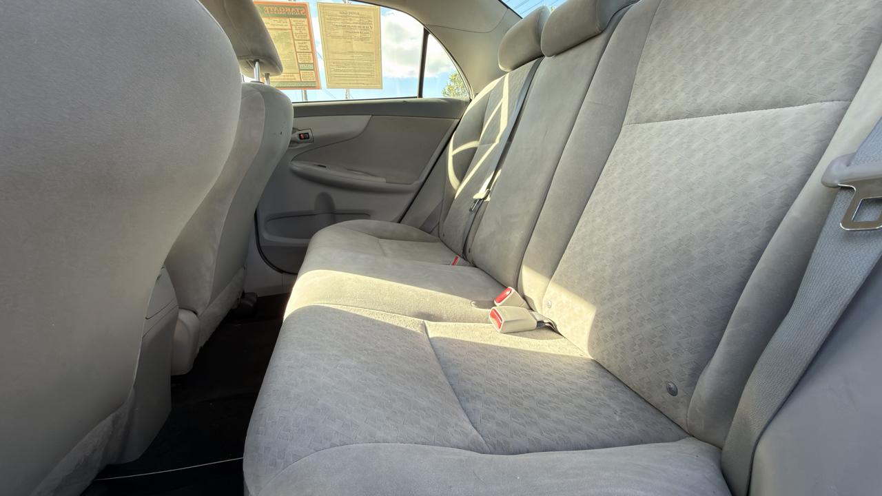 Toyota Corolla 4dr Sdn Auto (Natl) 2009