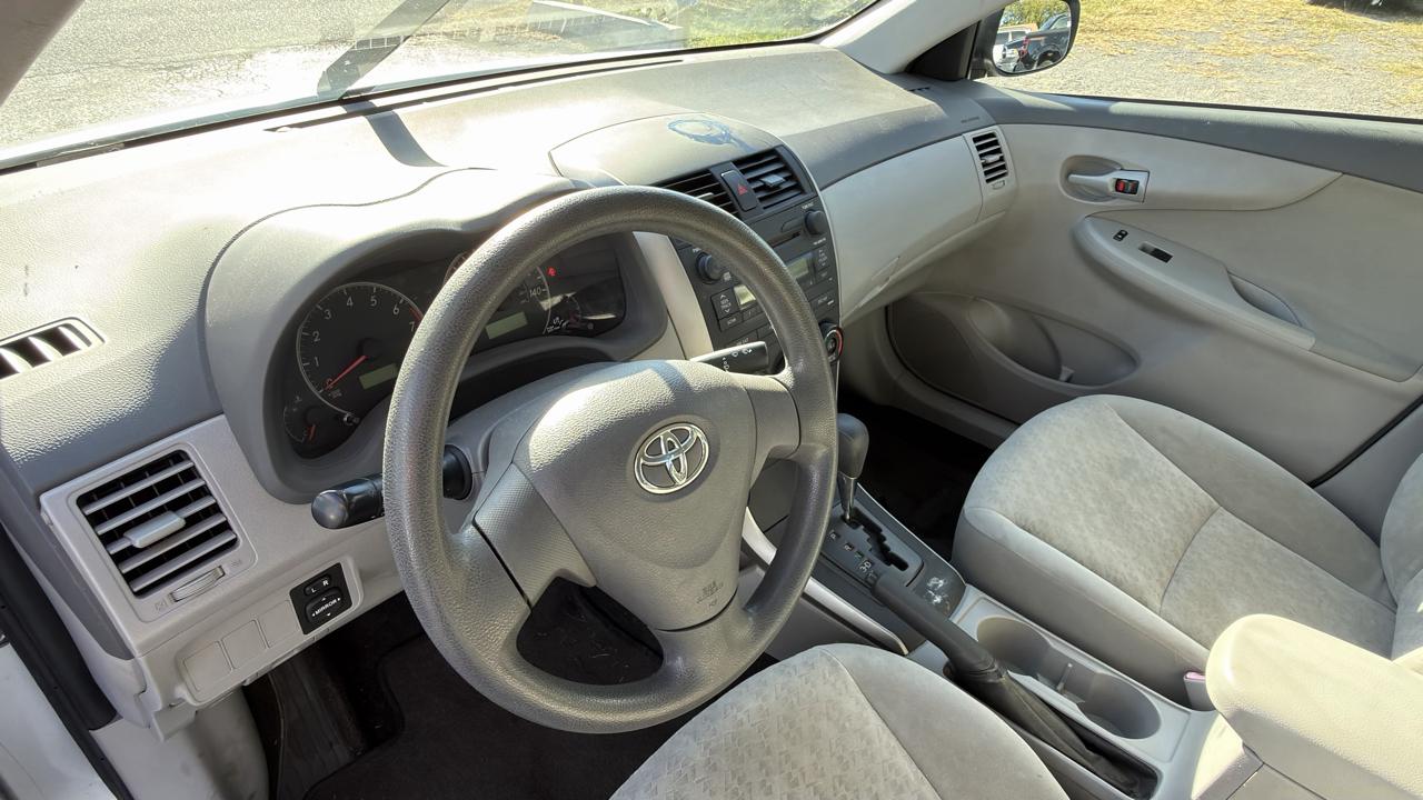 Toyota Corolla 4dr Sdn Auto (Natl) 2009