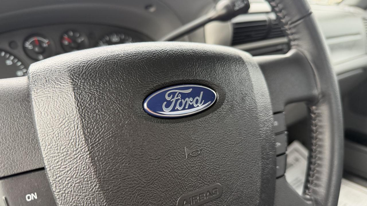 Ford Ranger 2WD 4dr SuperCab 126" XLT 2010