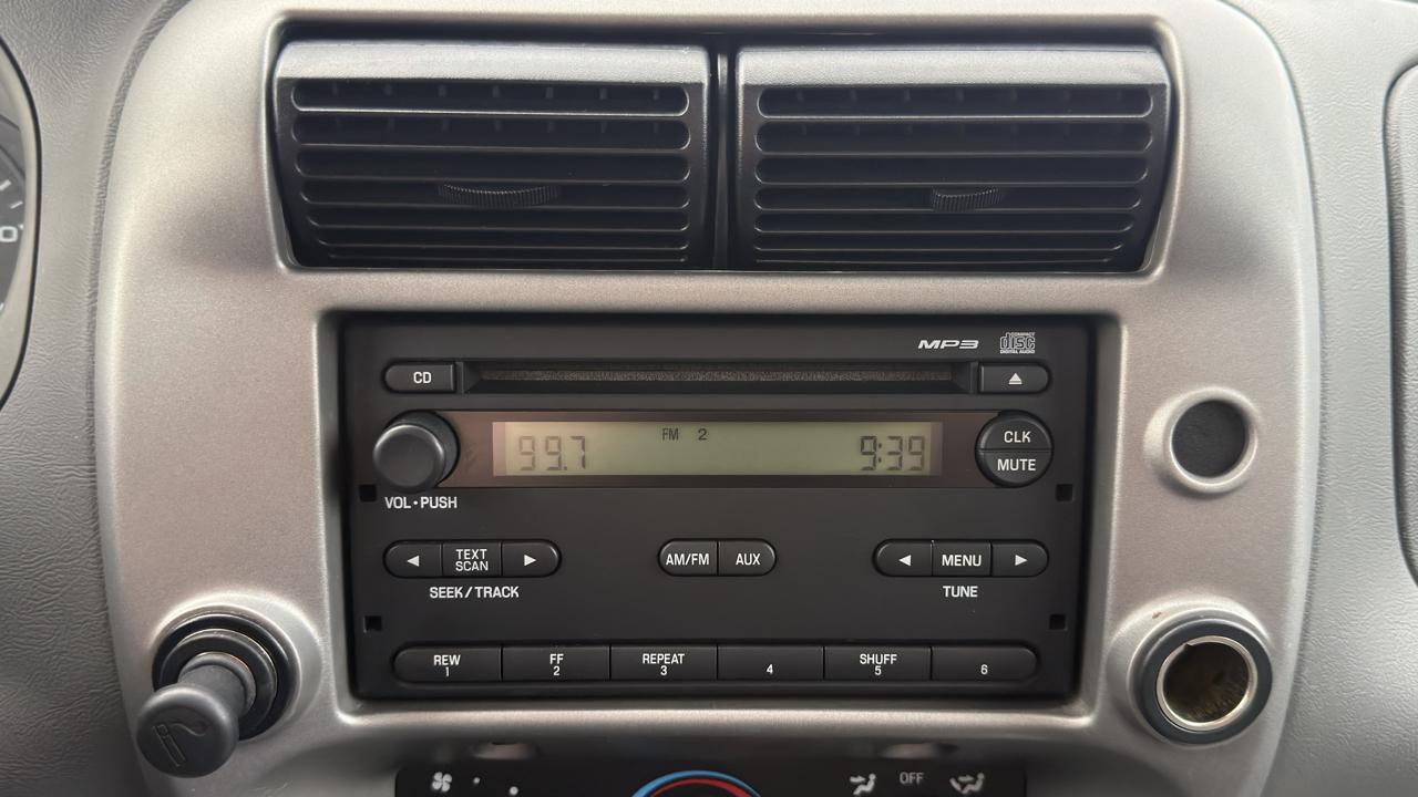 Ford Ranger 2WD 4dr SuperCab 126" XLT 2010