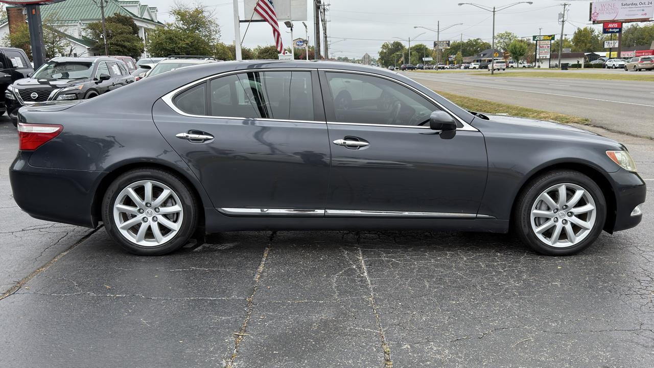 Lexus LS 460 L 4D Sedan 2007