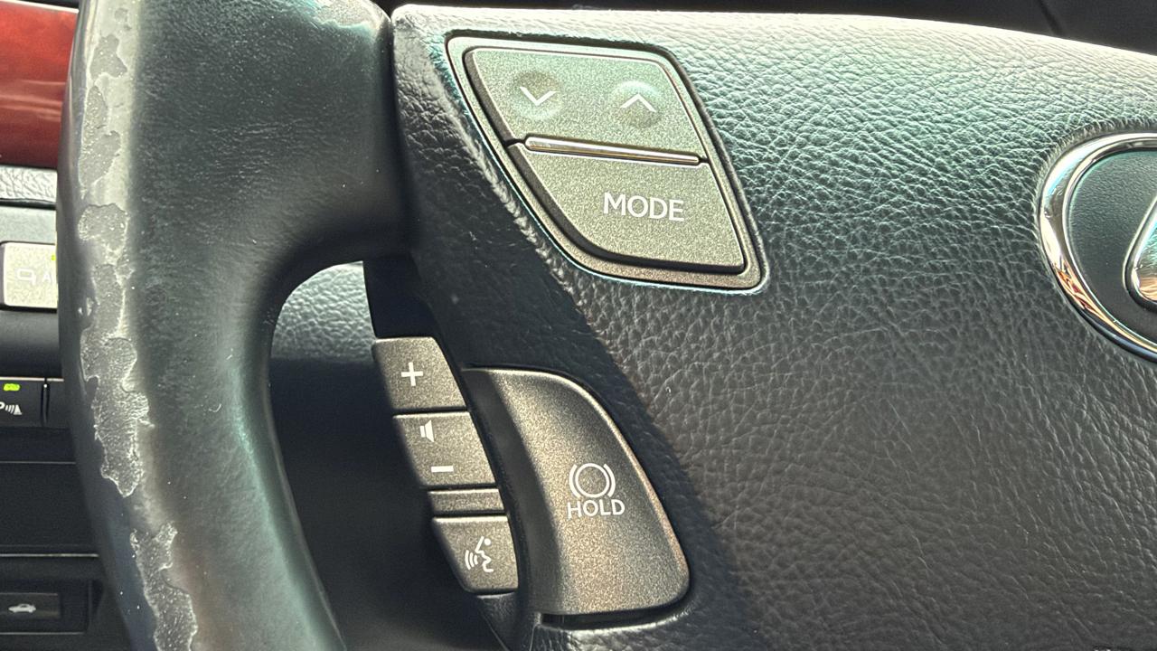 Lexus LS 460 L 4D Sedan 2007