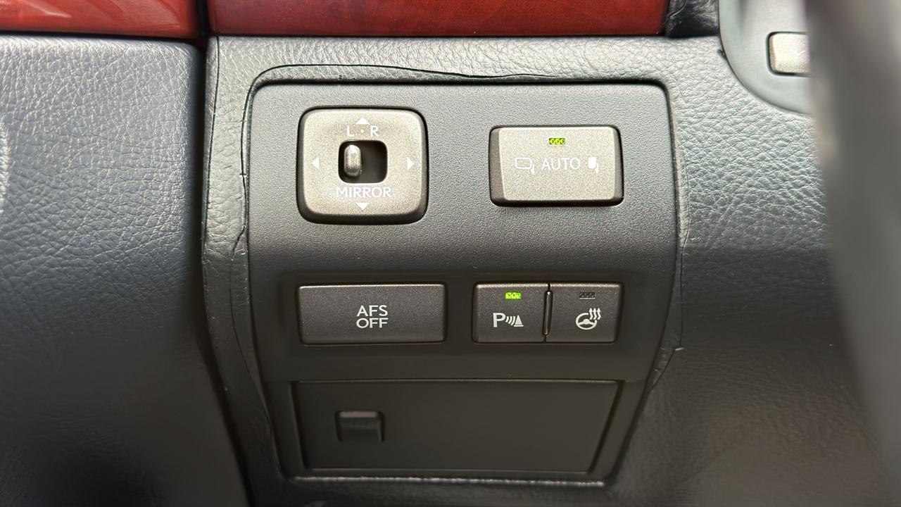Lexus LS 460 L 4D Sedan 2007